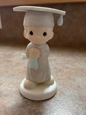 1986 "God Bless You Graduate" Precious Moment 106194